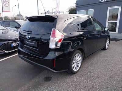 Toyota Prius + 136h SkyView