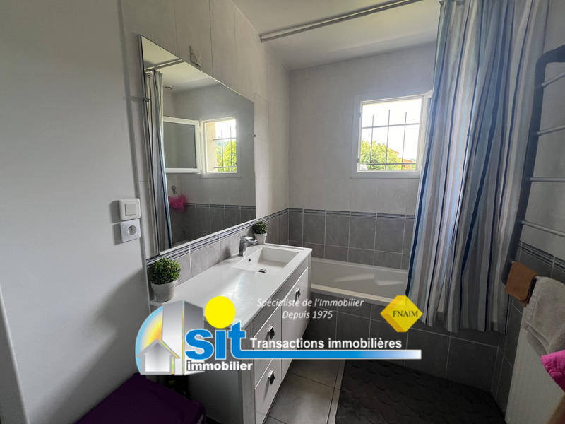 Maison - 95 m² - 5 pièces