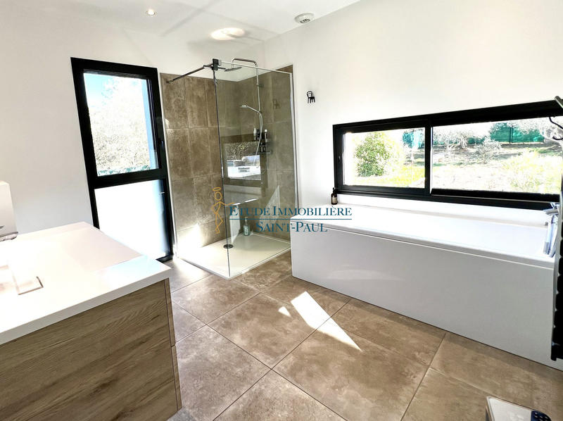 Villa - 200 m² - 7 pièces