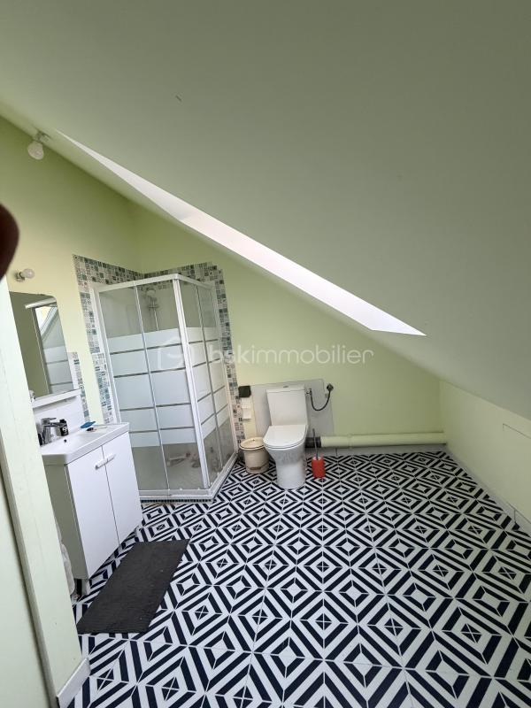 Maison - 160 m² - 8 pièces