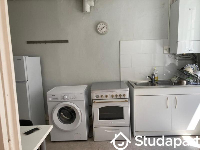 Chambre - 65 m² - 1 pièce