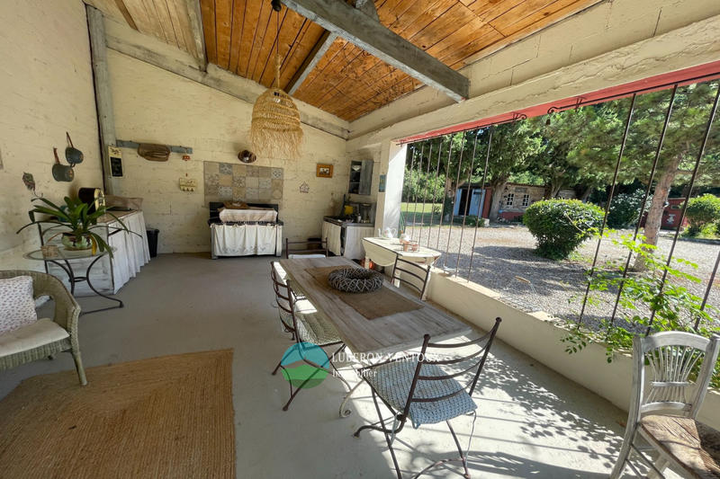 Maison - 300 m² - 7 pièces