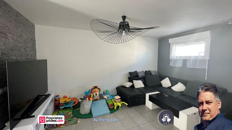 Maison - 92 m² - 5 pièces