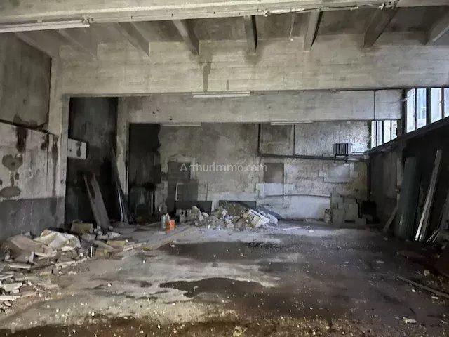 Immeuble - 600 m² - 3 pièces