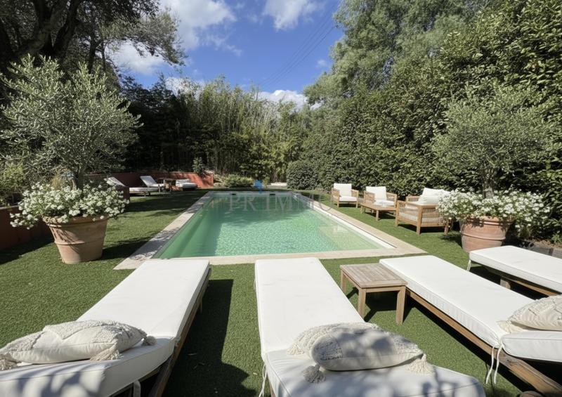 Villa - 180 m² - 7 pièces