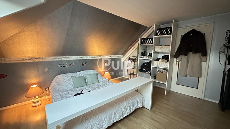 Immeuble - 204 m² - 9 pièces