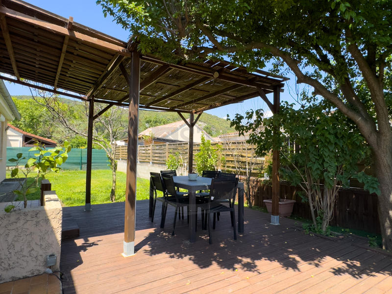 Maison - 97 m² - 5 pièces