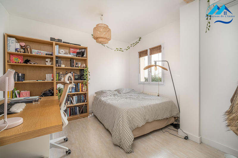 Maison - 197 m² - 8 pièces