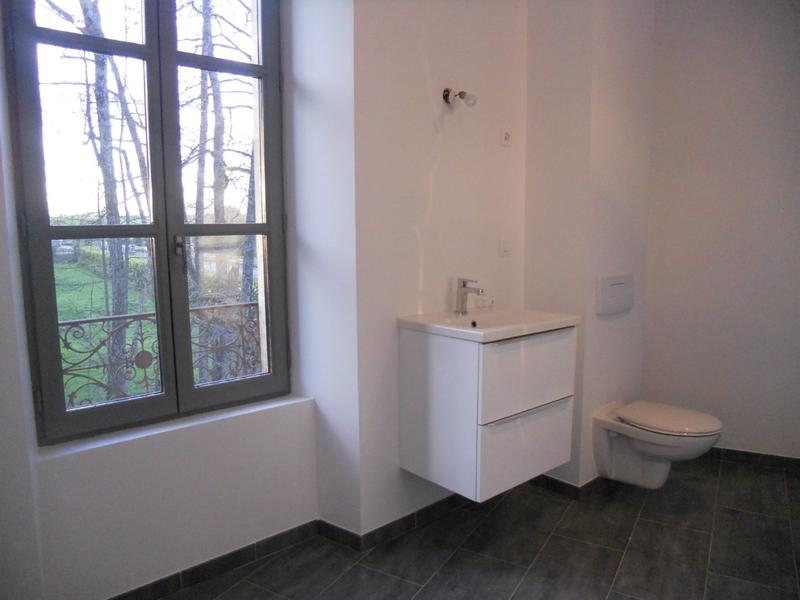 Maison - 245 m² - 8 pièces