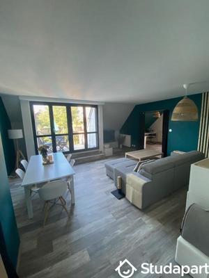 Chambre - 13 m² - 1 pièce