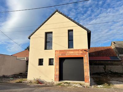 Maison traditionnelle - 103 m² - 4 pièces