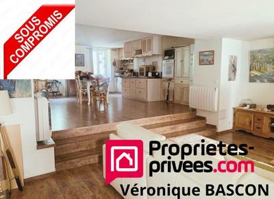 Appartement - 95 m² - 1 pièce