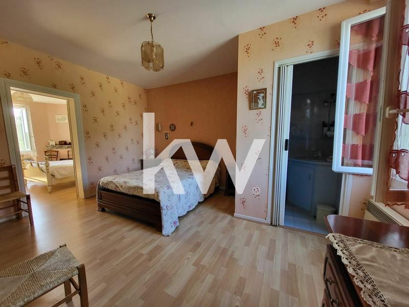 Maison - 177 m² - 6 pièces