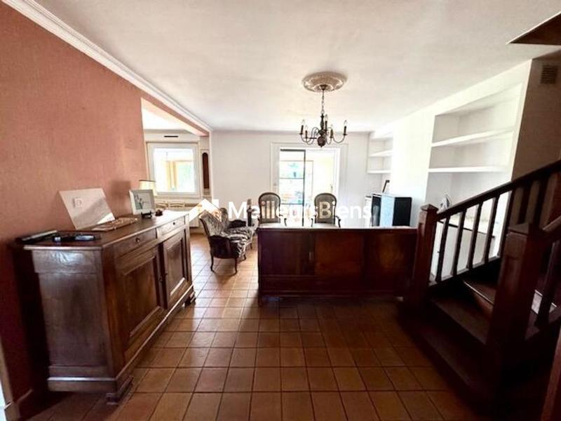 Maison - 125 m² - 8 pièces