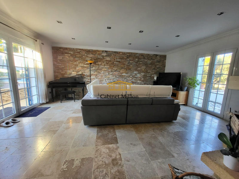 Maison - 113 m² - 4 pièces