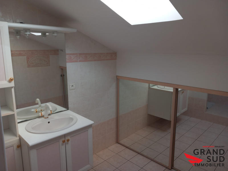 Maison - 200 m² - 7 pièces