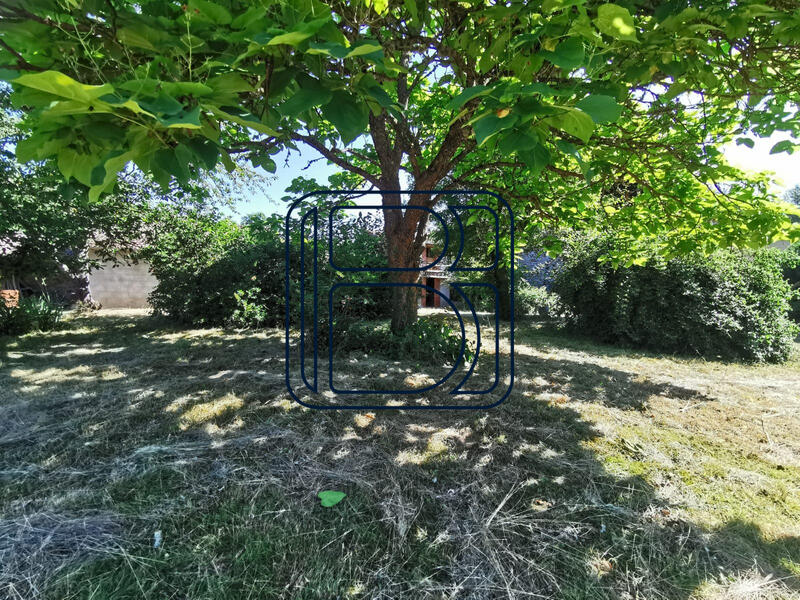 Maison - 113 m² - 9 pièces