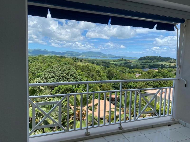 Appartement - 77 m² - 3 pièces