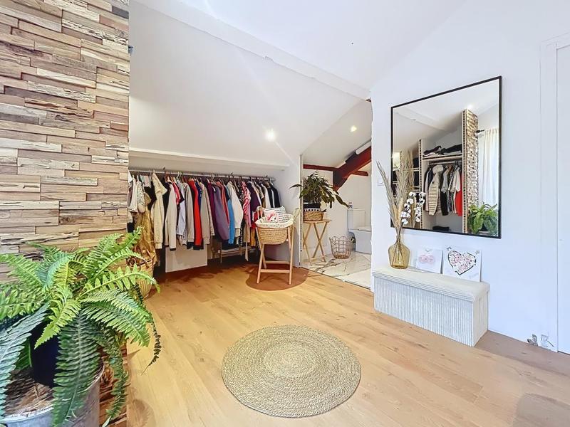 Pavillon - 121 m² - 4 pièces