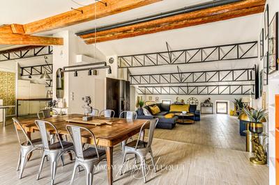 Maison - 297 m² - 7 pièces