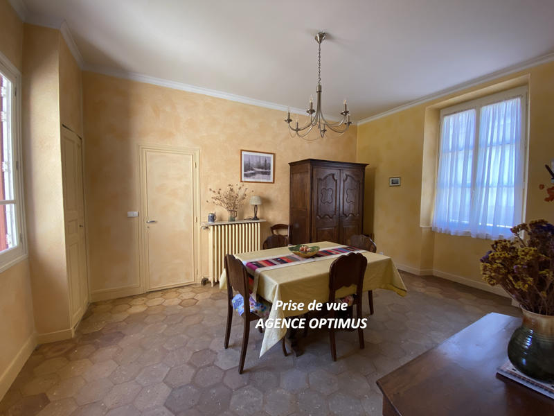 Maison de village - 165 m² - 8 pièces