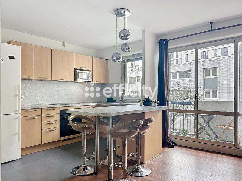 Appartement - 75 m² - 3 pièces