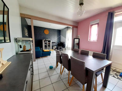 Maison - 75 m² - 3 pièces