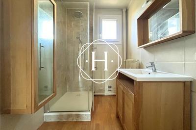 Appartement - 72 m² - 4 pièces