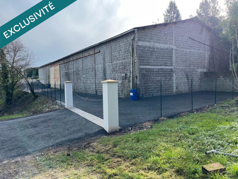 Local commercial - 675 m² - 1 pièce
