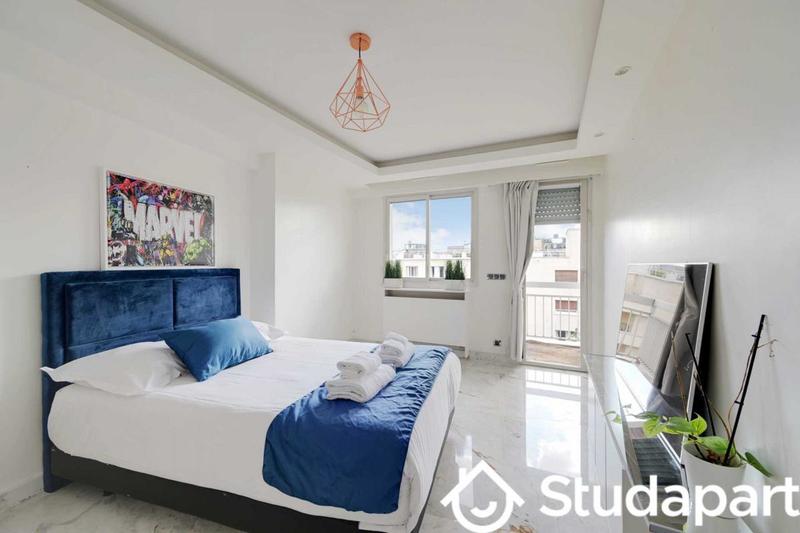 Appartement - 180 m² - 3 pièces