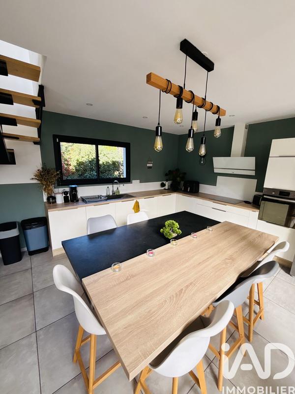 Maison - 135 m² - 5 pièces