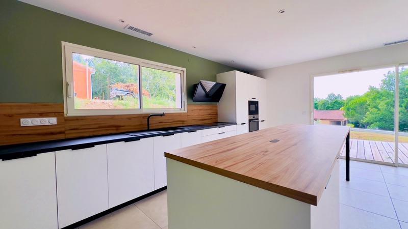 Maison - 120 m² - 4 pièces