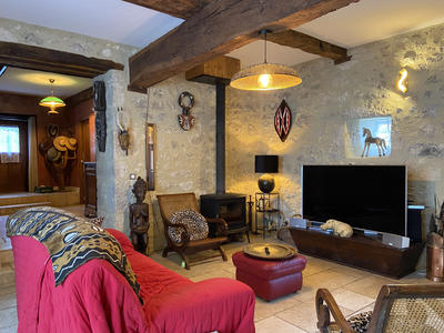 Maison - 414 m² - 15 pièces