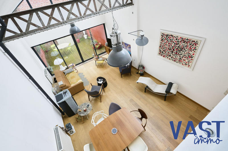Loft - 127 m² - 4 pièces