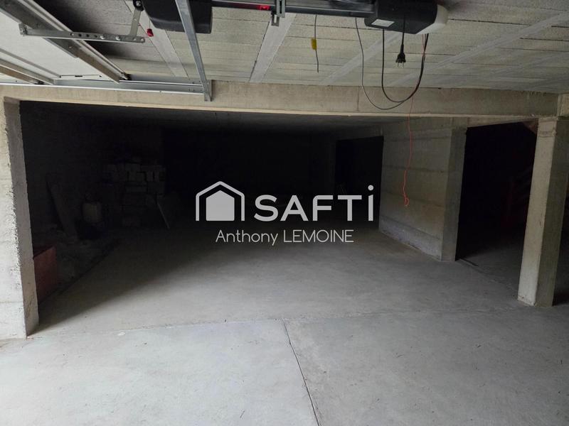 Maison - 300 m² - 7 pièces