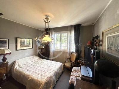 Maison - 226 m² - 5 pièces