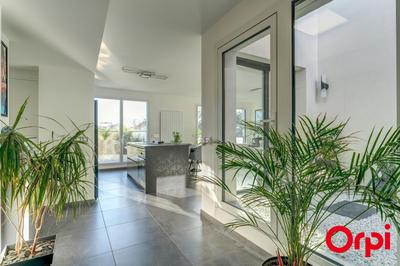 Penthouse - 112 m² - 5 pièces