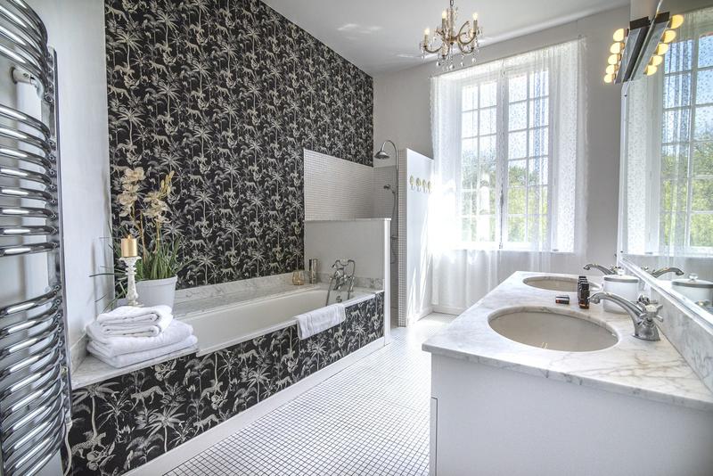 Maison - 655 m² - 20 pièces