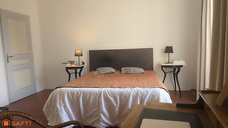 Maison - 200 m² - 6 pièces