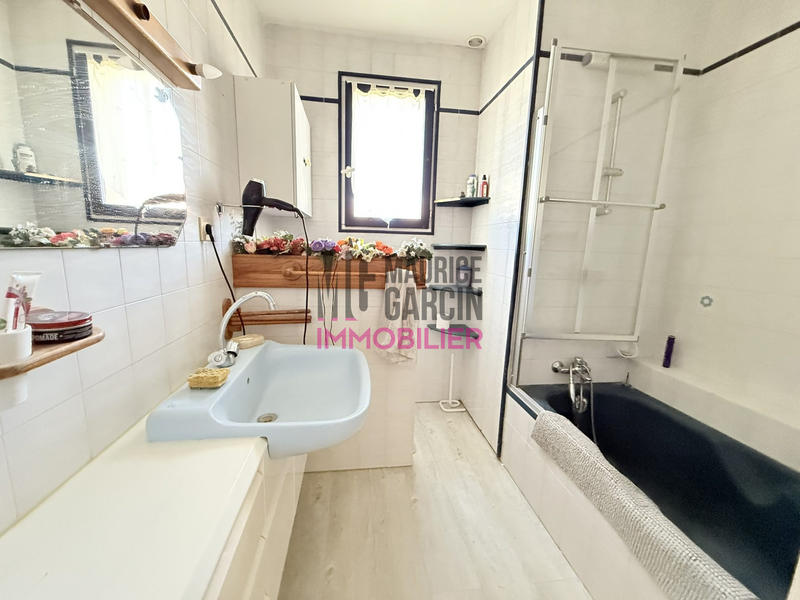 Maison traditionnelle - 133 m² - 6 pièces