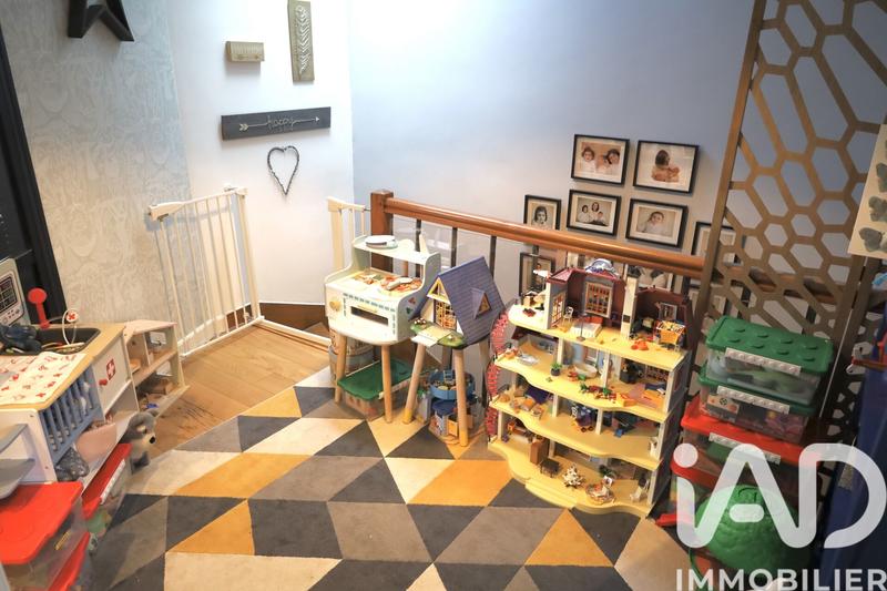 Maison - 133 m² - 6 pièces