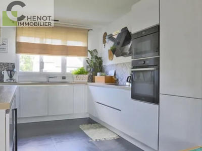 Pavillon - 171 m² - 7 pièces