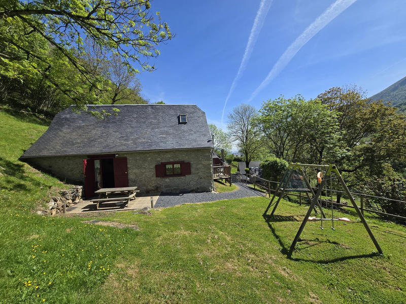 Maison - 223 m² - 8 pièces