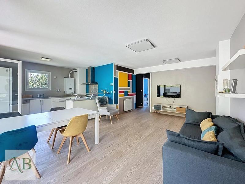 Appartement - 83 m² - 4 pièces