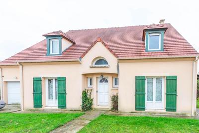 Maison de campagne - 200 m² - 8 pièces