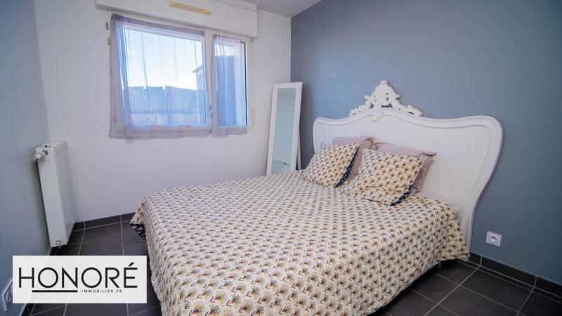 Appartement - 80 m² - 4 pièces