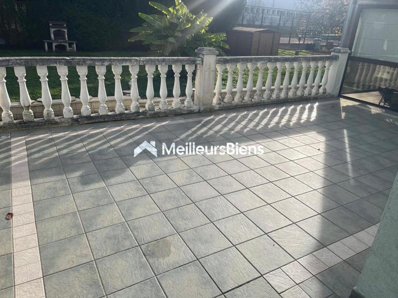 Maison - 105 m² - 5 pièces