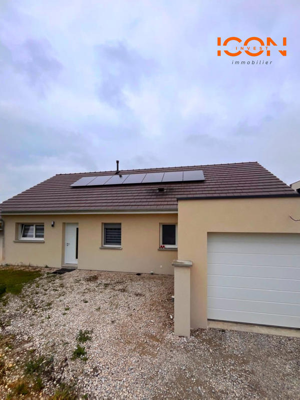 Maison - 98 m² - 5 pièces