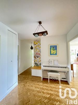 Appartement - 97 m² - 5 pièces