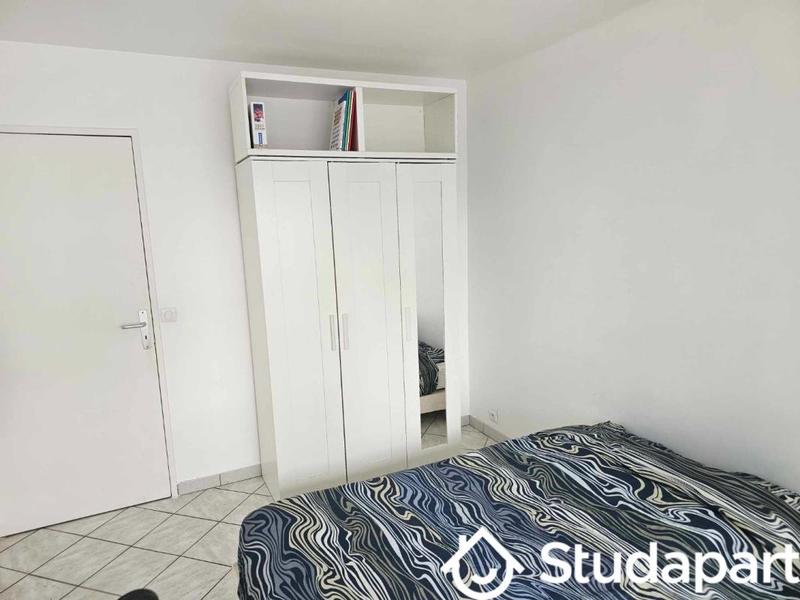 Chambre - 10 m² - 1 pièce